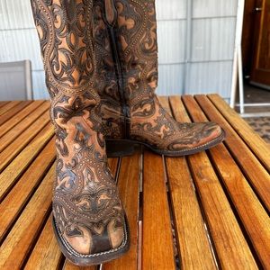 Women’s Corral Full Overlay & Studs Square Toe Western Boot (9)